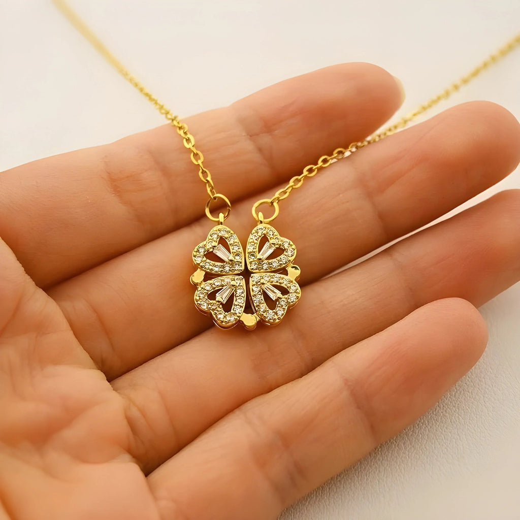 ZGE-923 Korean 4 Leaf Clover Necklace | Magnetic Pendant Gold