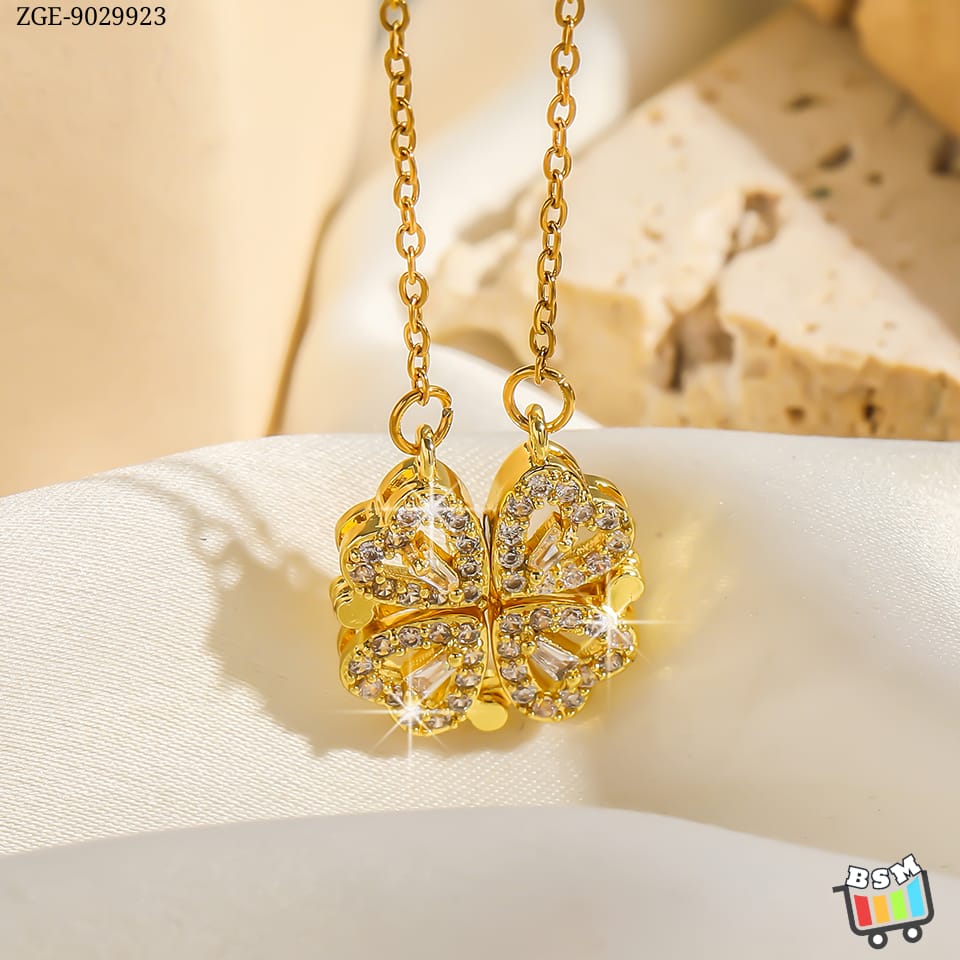 ZGE-923 Korean 4 Leaf Clover Necklace | Magnetic Pendant Gold